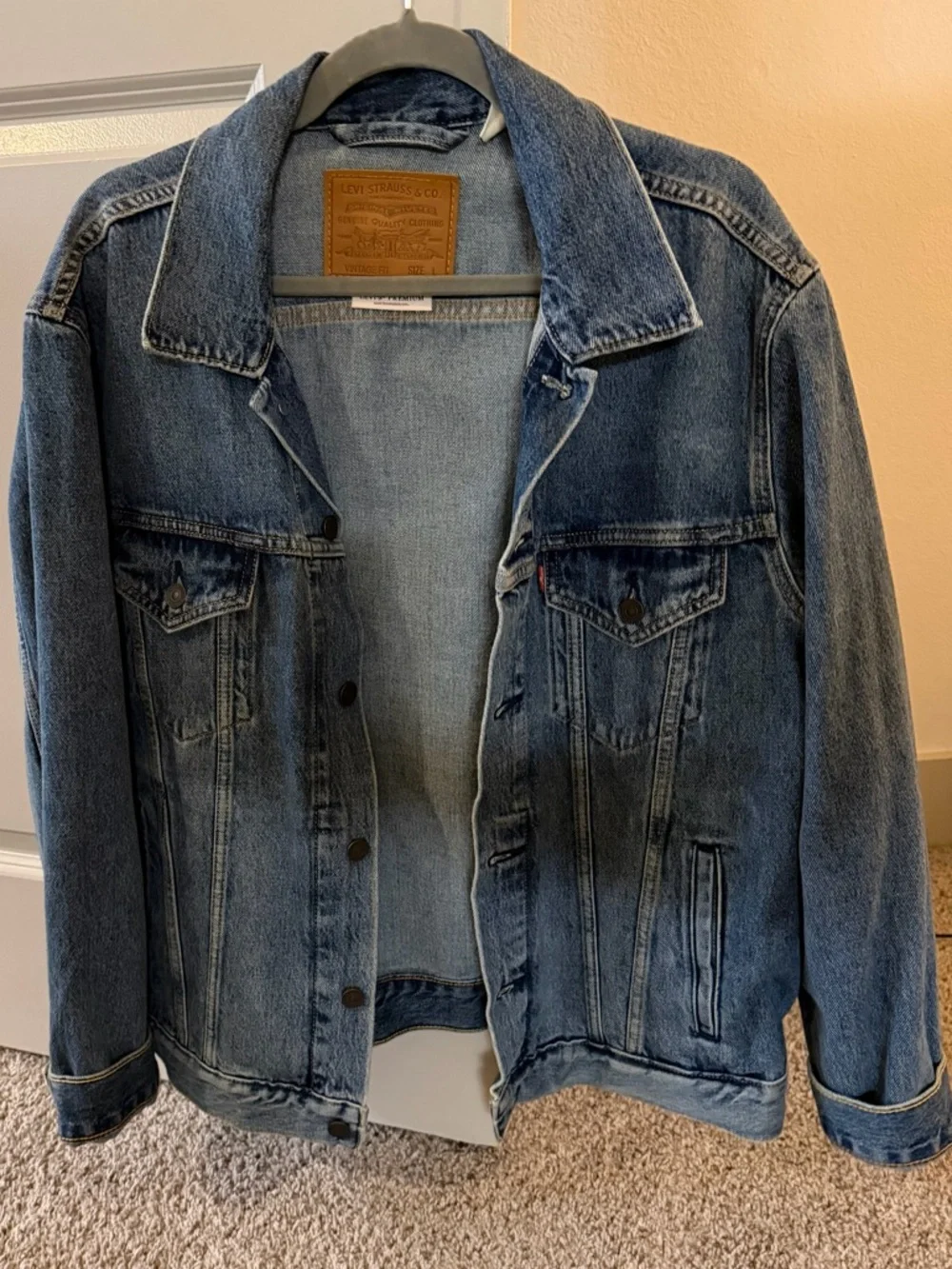Levi's Men's Blue Denim Trucker Jacket - Picture 4 of 4